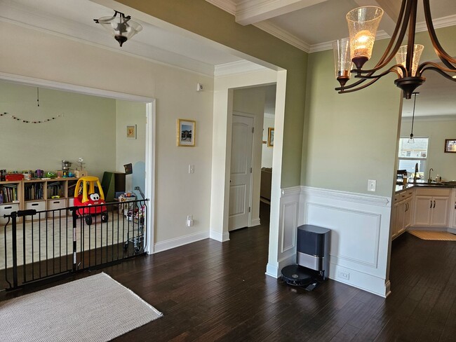 Building Photo - Beautiful unfurnished 5 Bedroom 3 Bath home in The Preserve at Tidewater Sneads Ferry