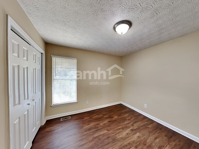 Building Photo - 4689 Rippling Brook Ct