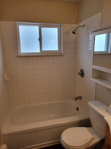 Building Photo - 7515 Stuart St