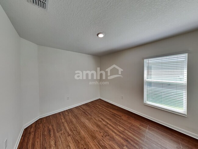 Building Photo - 4355 Seven Canyons Dr