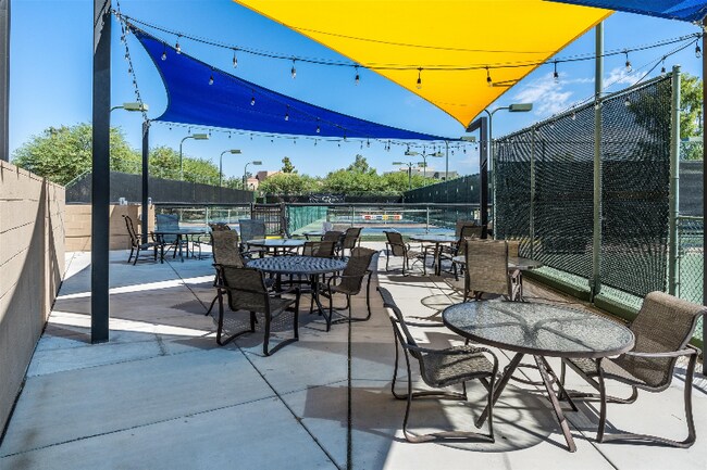 Building Photo - 7400 E Gainey Club Dr