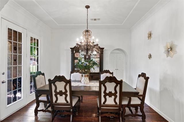 Building Photo - 9823 Carriage Hill Ln