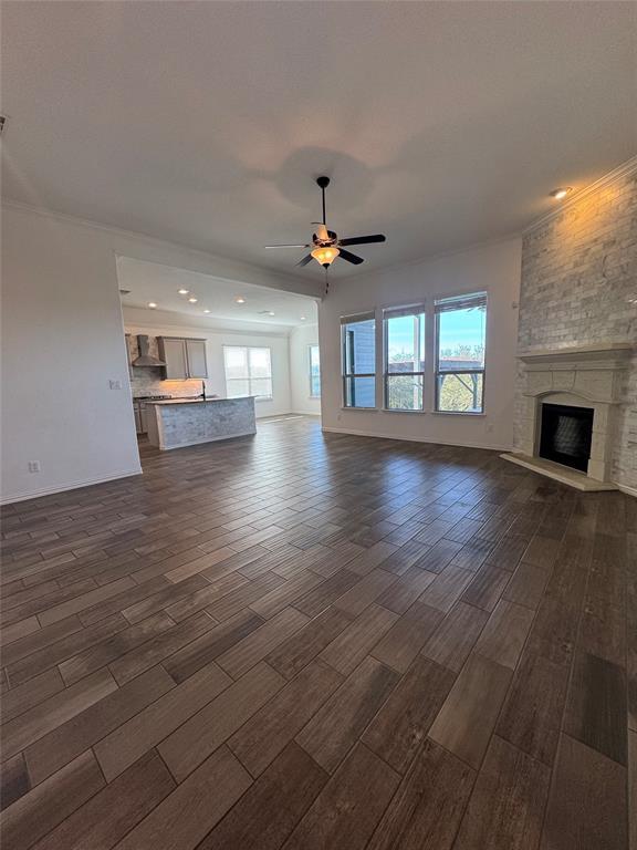 Building Photo - 4700 Topacio Dr