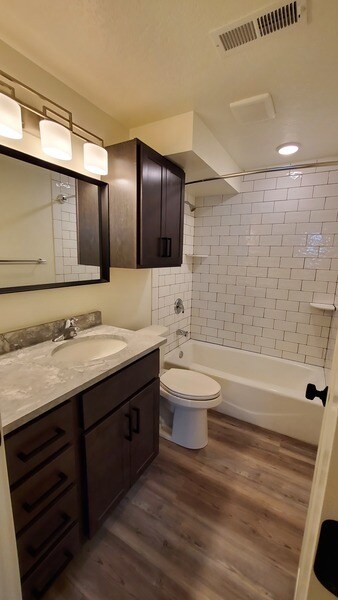 Bathroom - 1623 S 200 E