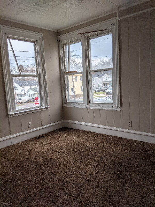 Building Photo - 56 Liberty St