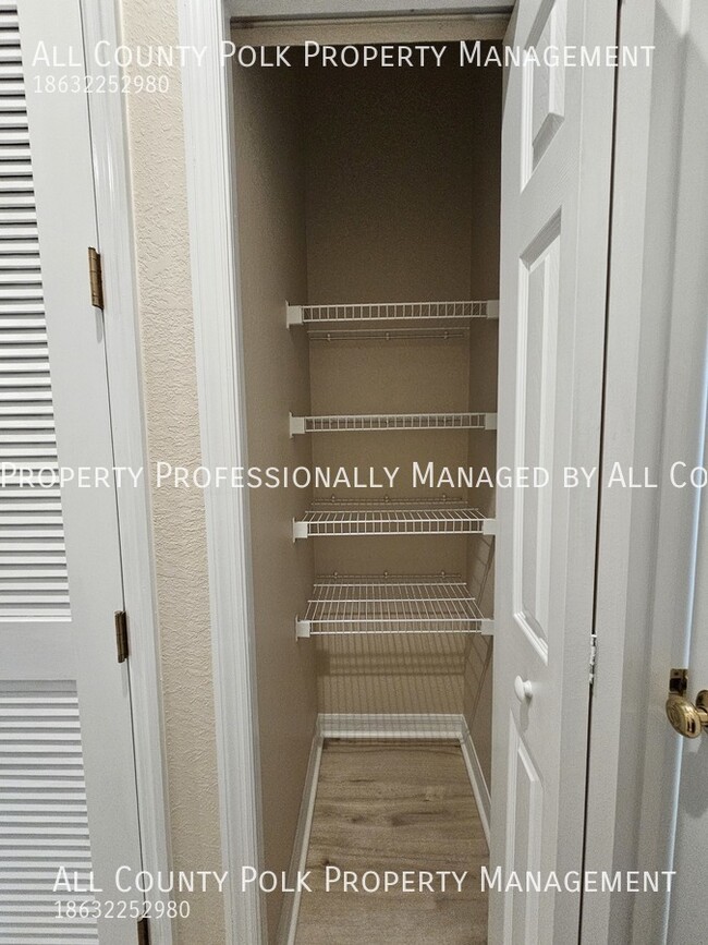 Building Photo - Show Stopper! 3/2 Grasslands Condo for Rent