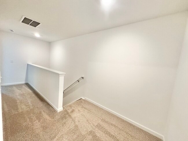 Building Photo - 4395 Mountain Ball Ln