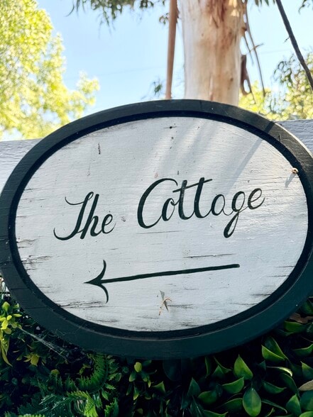 Building Photo - 8956 1/2 Norma Pl