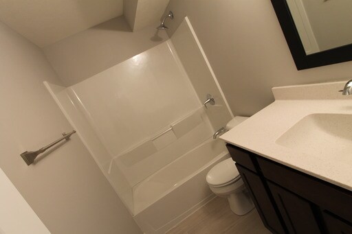 Building Photo - 124 N 31st Ave