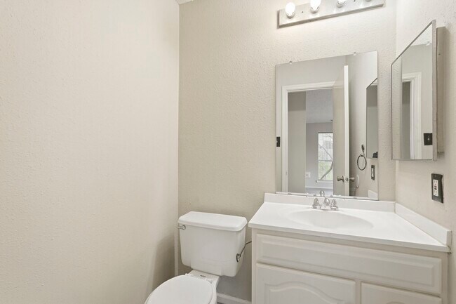 Building Photo - 16623 Red Gully Dr