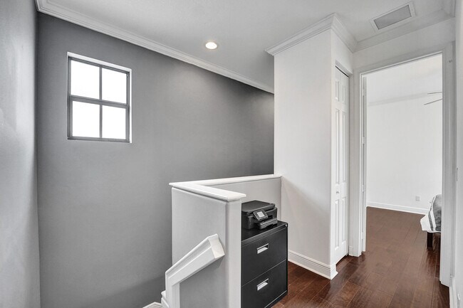 Building Photo - 3946 NW 84th Way