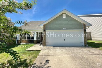 Building Photo - 454 Eisenhower Dr