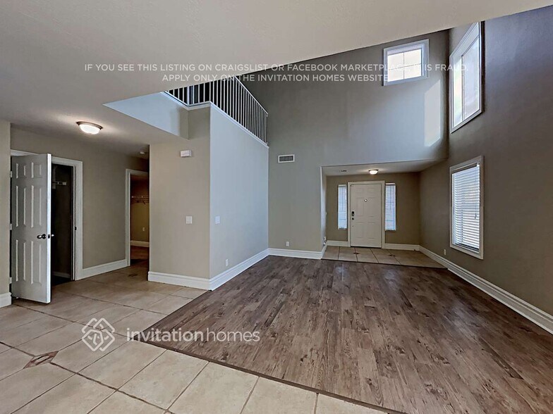 Building Photo - 9425 Deer Lodge Ln