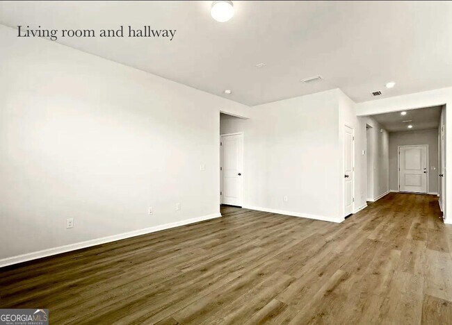 Building Photo - 67 Shade Tree Dr