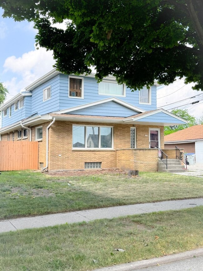 Primary Photo - 3957 N 62nd St