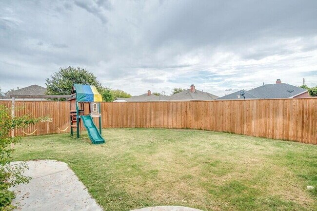 Building Photo - 10405 Lynnhaven Pl