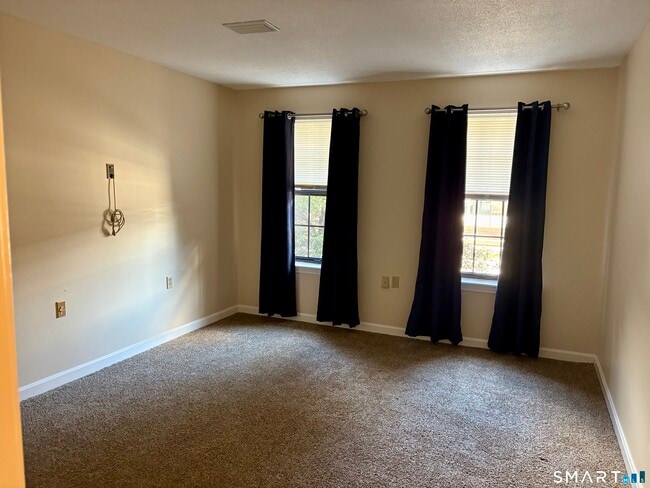 Building Photo - 45 Highland St