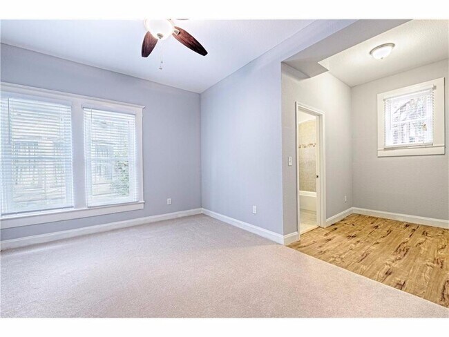 Building Photo - 4318 Junius St