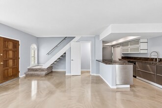 Building Photo - 8658 S 51st St