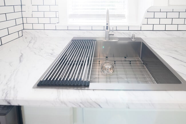 Building Photo - 1620 Kearney St