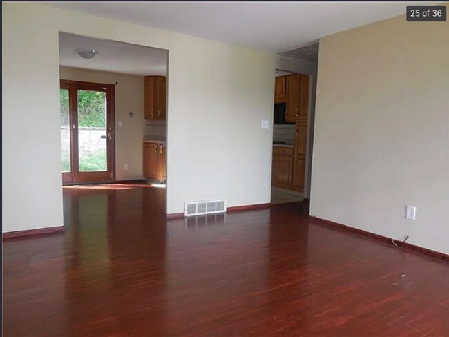 Building Photo - 3 Bedroom/1.5 Bath Home for RENT in 15235