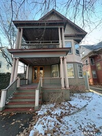 Building Photo - 792 Elm St