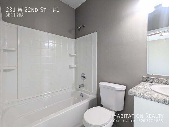 Building Photo - 231 W 22nd St