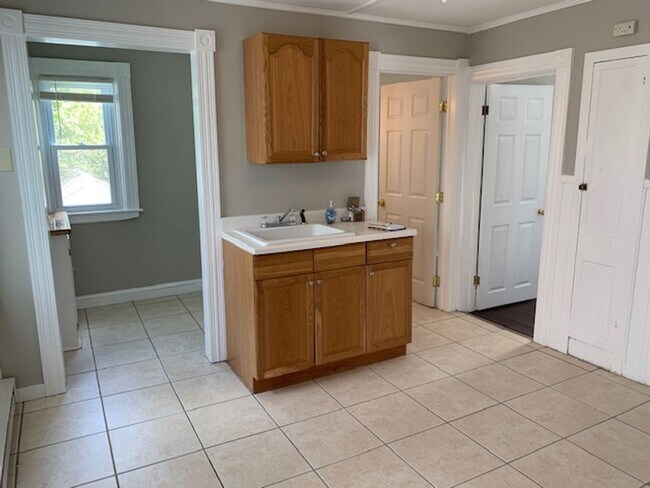 Building Photo - 119 Culvert St