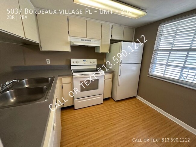 Building Photo - 5037 Bordeaux Village Pl