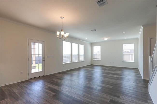 Building Photo - 8203 Knoxville Trl