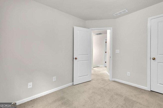 Building Photo - 893 Society Cir