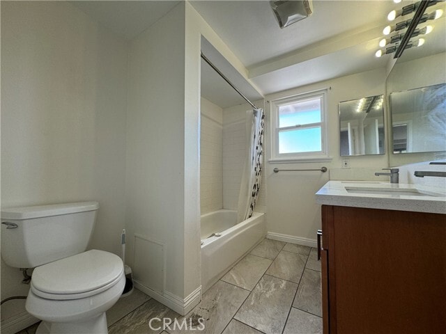 Building Photo - 13678 Sycamore Dr
