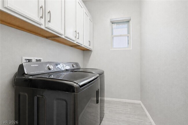 Building Photo - 3922 Jacob Lake Cir