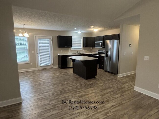 Building Photo - 506 Labrador Dr