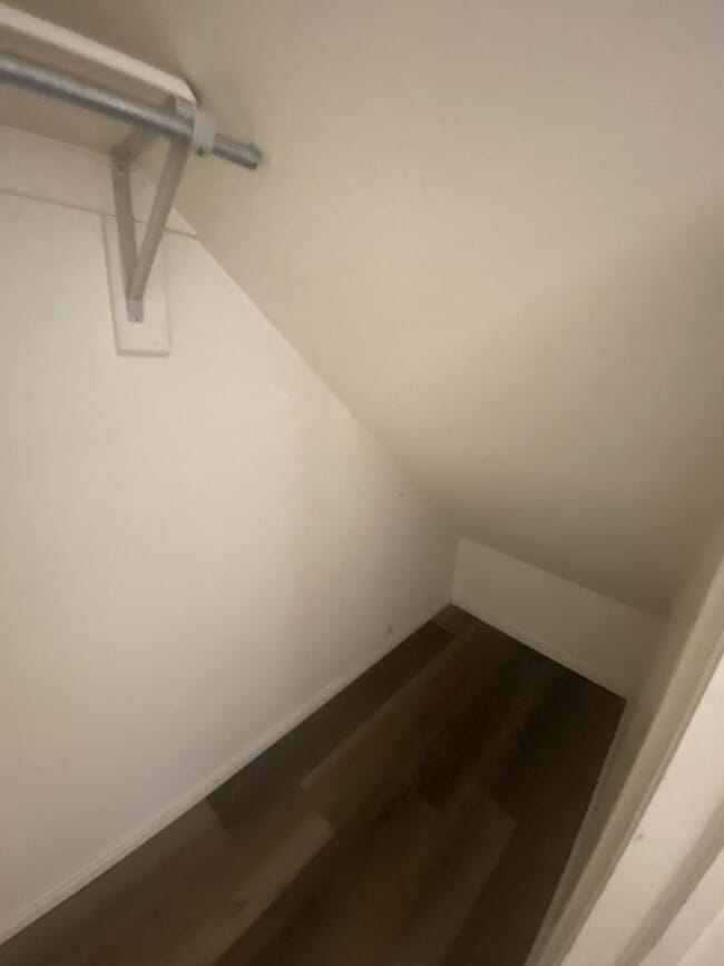 Building Photo - 295 W 600 N