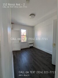 Building Photo - 152 Ridge Ave