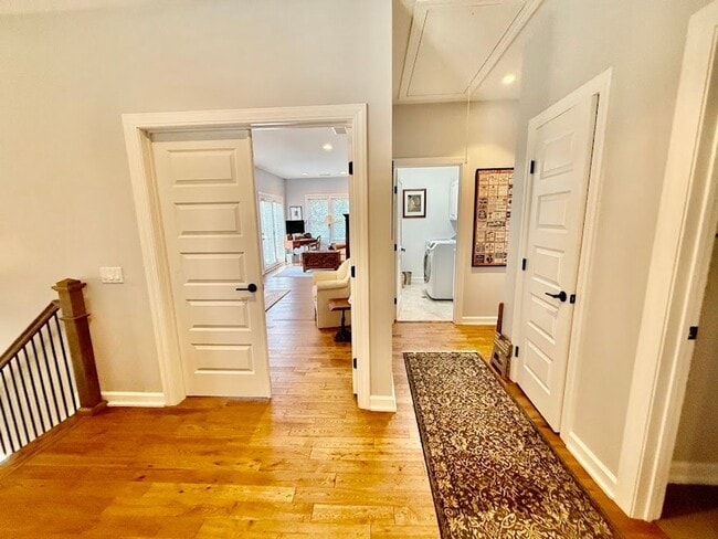 Building Photo - 4 bedroom Ocean Park Single Family