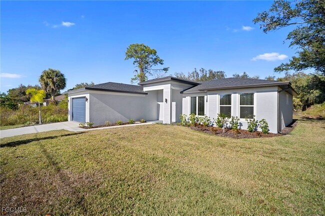 Building Photo - 2816 Barry Rd