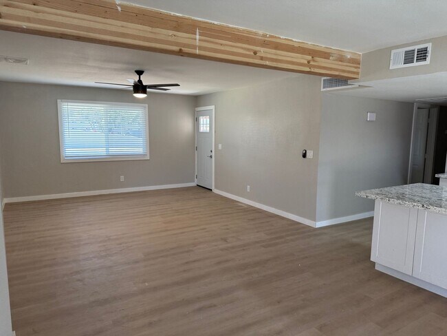 Building Photo - 5 Bedroom 3 Bathroom- Mill & Baseline