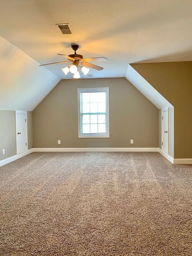 Building Photo - Charming All-Brick Home with In-Ground Poo...