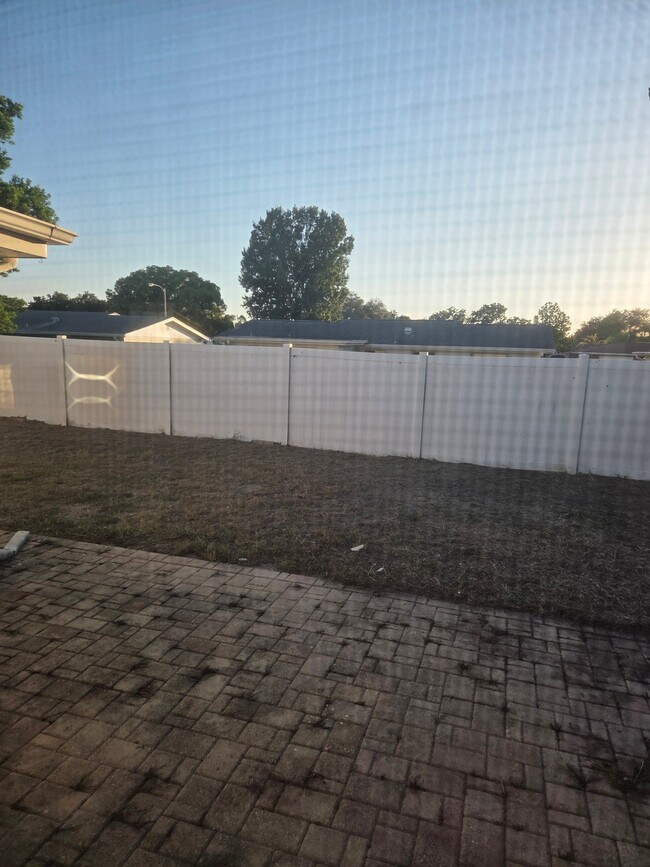 Building Photo - 9125 Hunt Club Ln