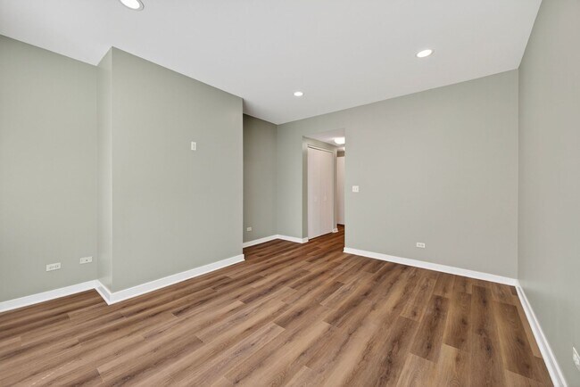 Building Photo - 1151 W Washington Blvd