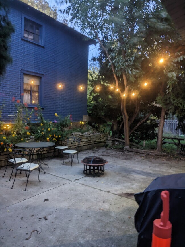 Primary Photo - 608 East Lincoln Avenue