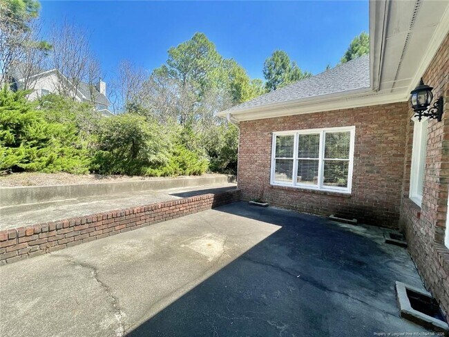 Building Photo - 6214 Kirkwall Rd