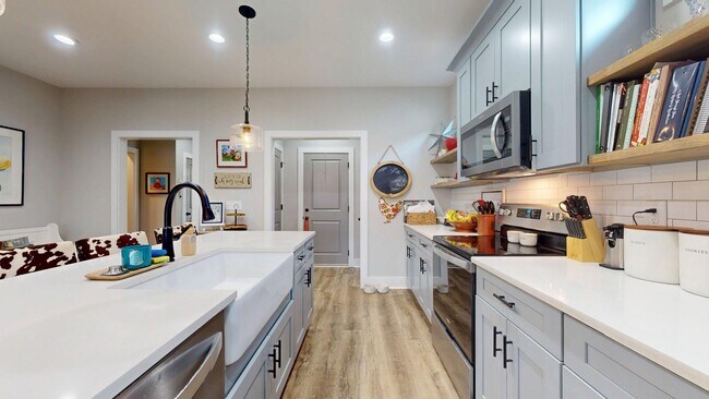 Building Photo - 1289 Foxtail Ln