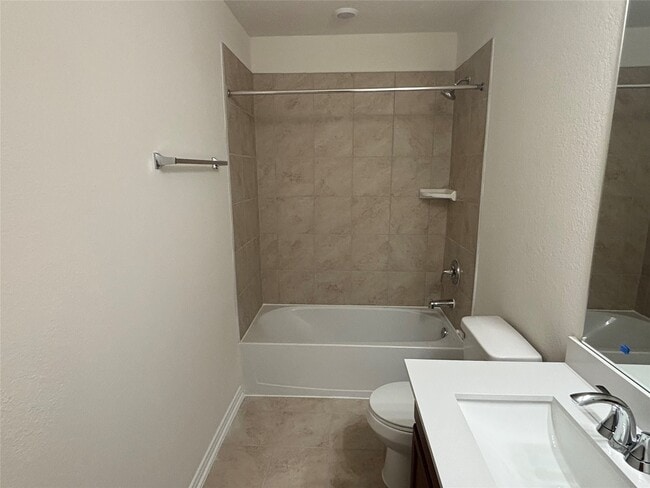 Building Photo - 4821 Vida Vis Dr