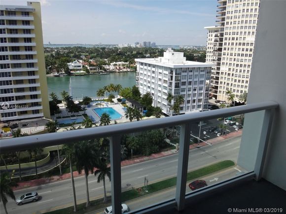 Building Photo - 5601 Collins Ave