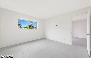 Building Photo - 1018 Manatee Rd
