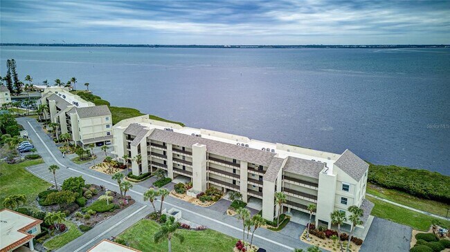 Building Photo - 4800 Gulf of Mexico Dr