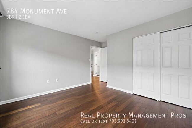 Building Photo - 784 Monument Ave